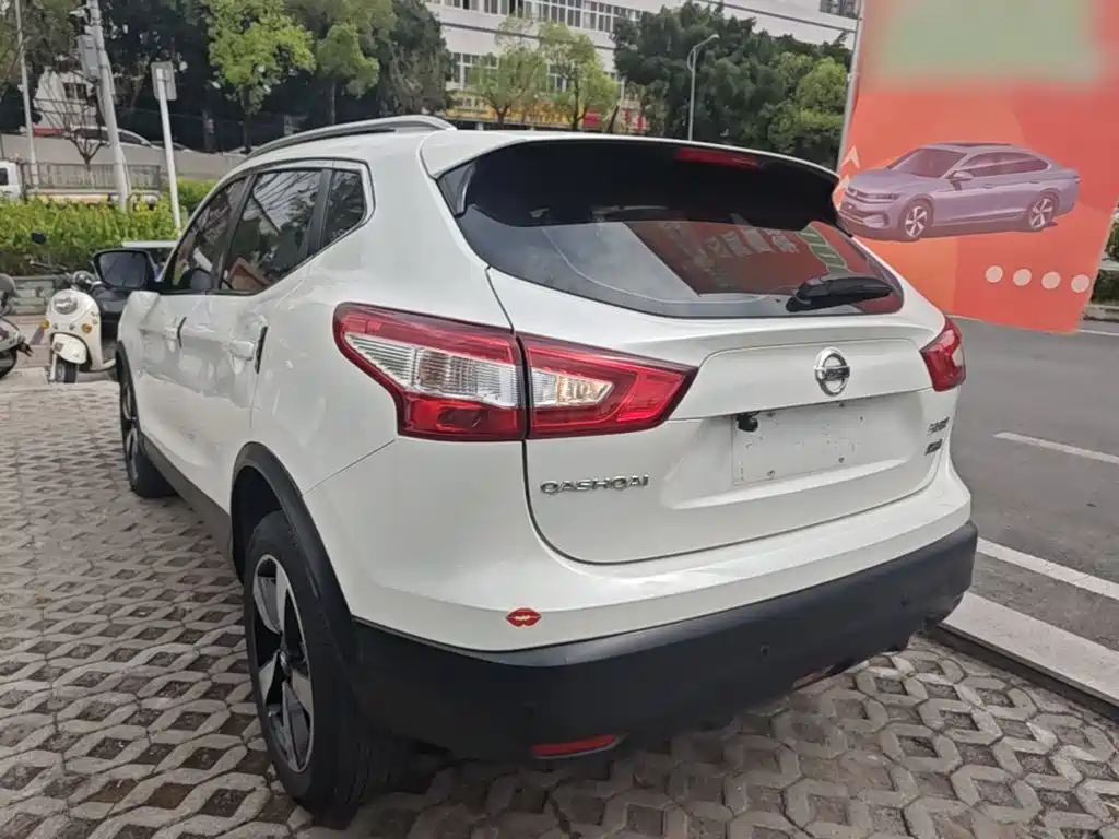 Nissan Qashqai — миниатюра 5