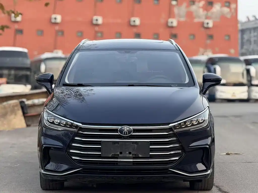 BYD MAX — миниатюра 2