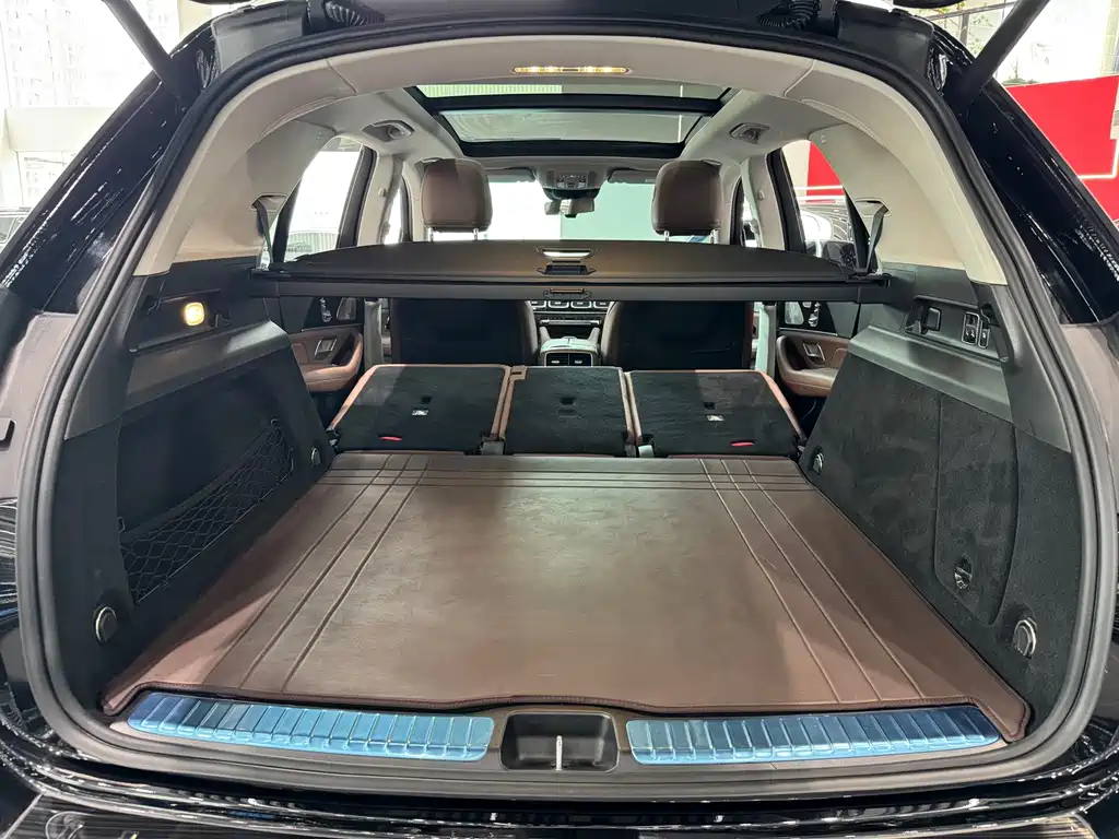Mercedes-Benz GLE (Import) — миниатюра 20