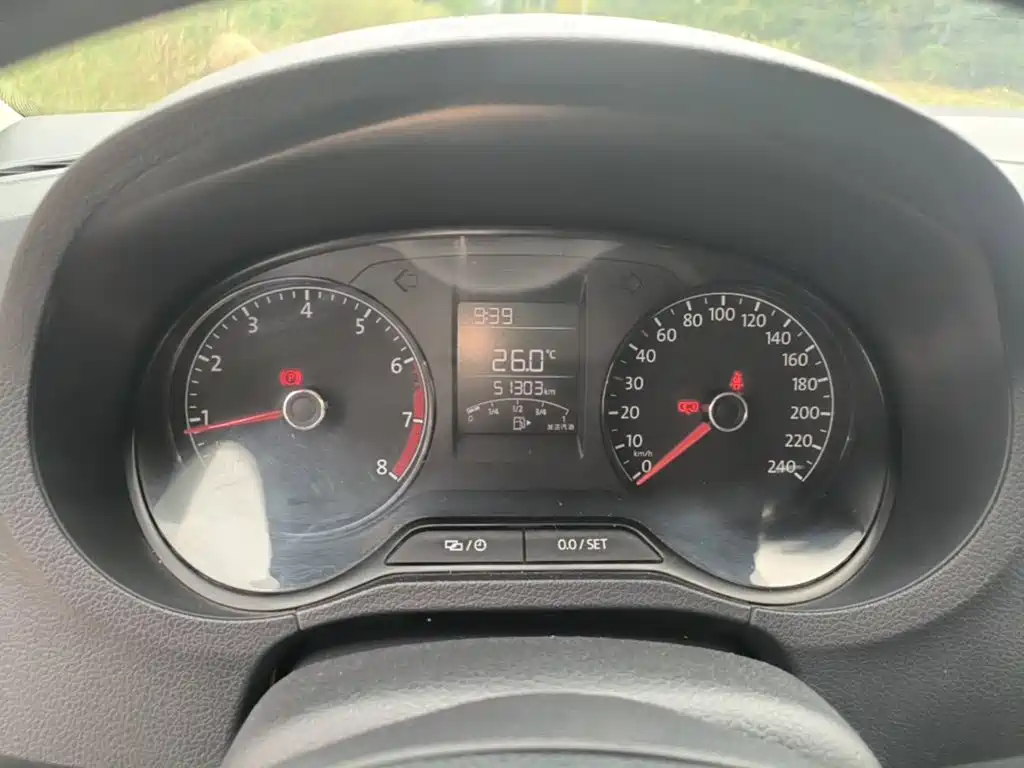 Volkswagen Polo — миниатюра 12