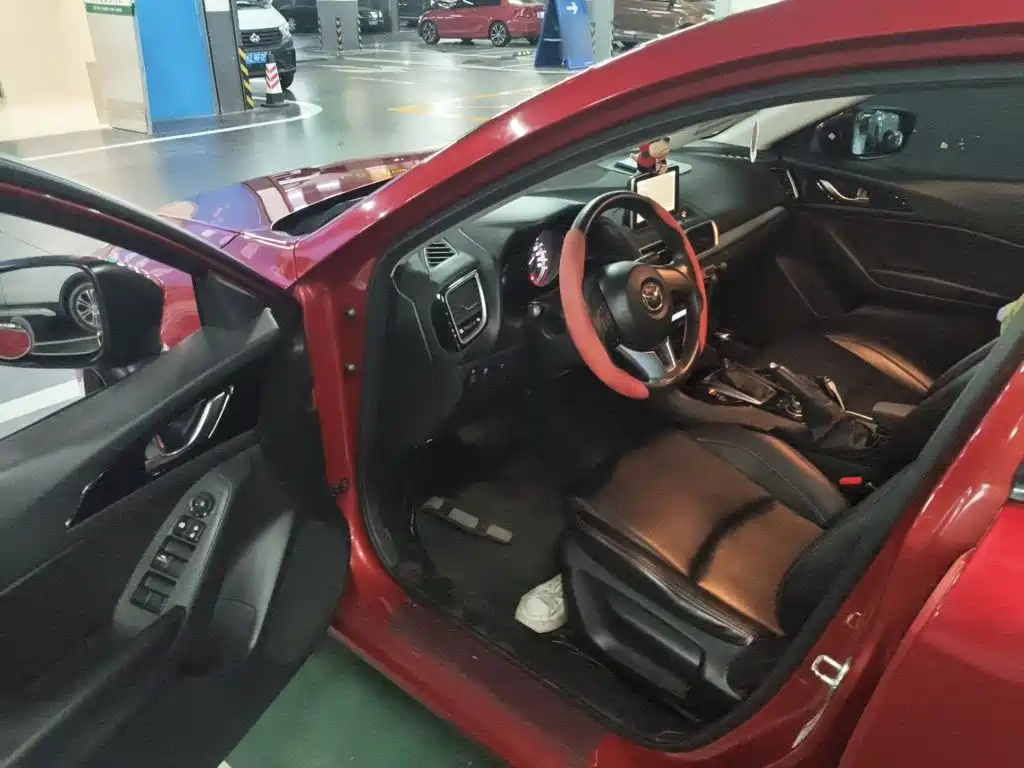 Mazda 3 Axela — миниатюра 14