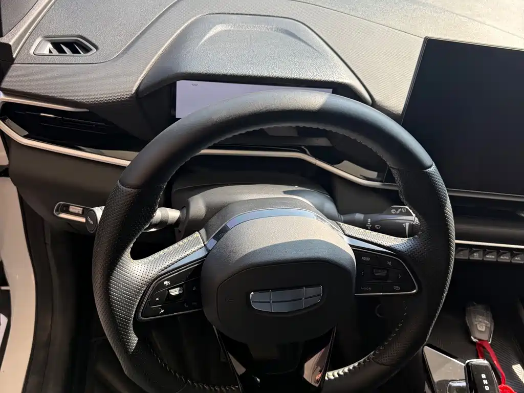 Geely Binyue — миниатюра 2