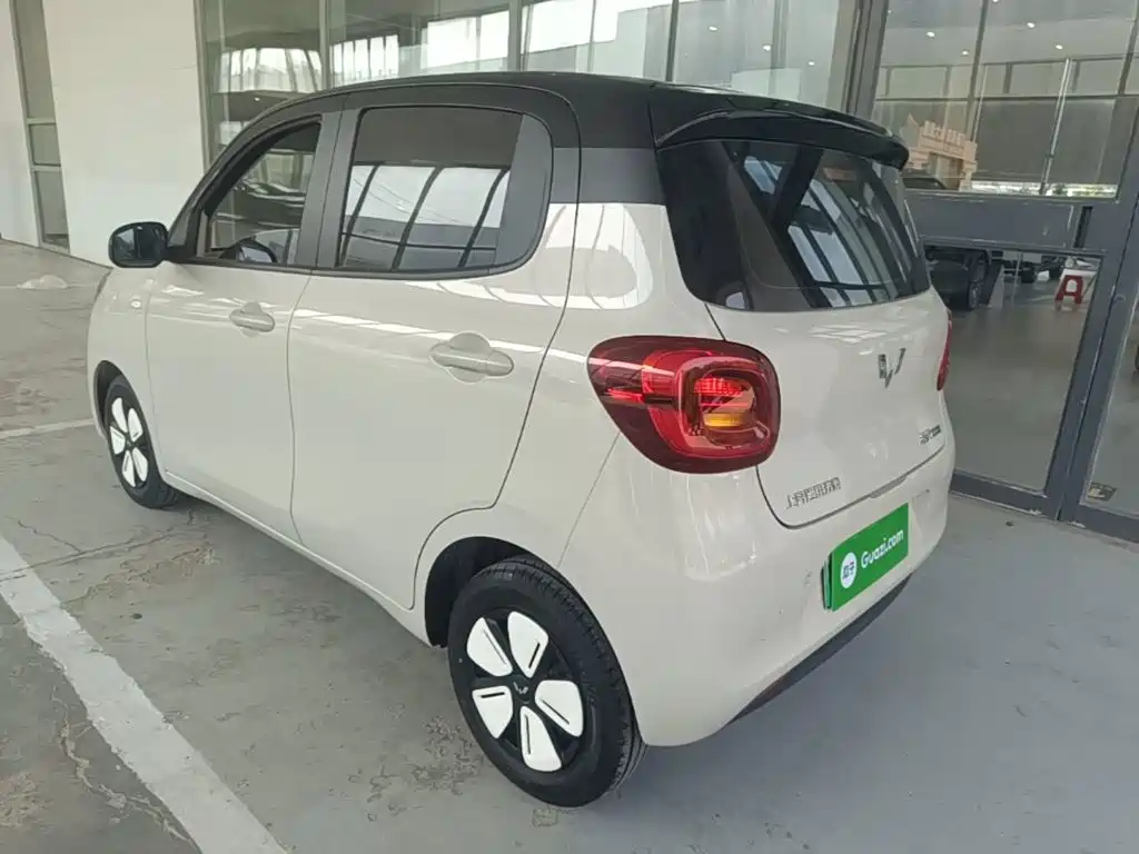 Wuling MINIEV — миниатюра 5