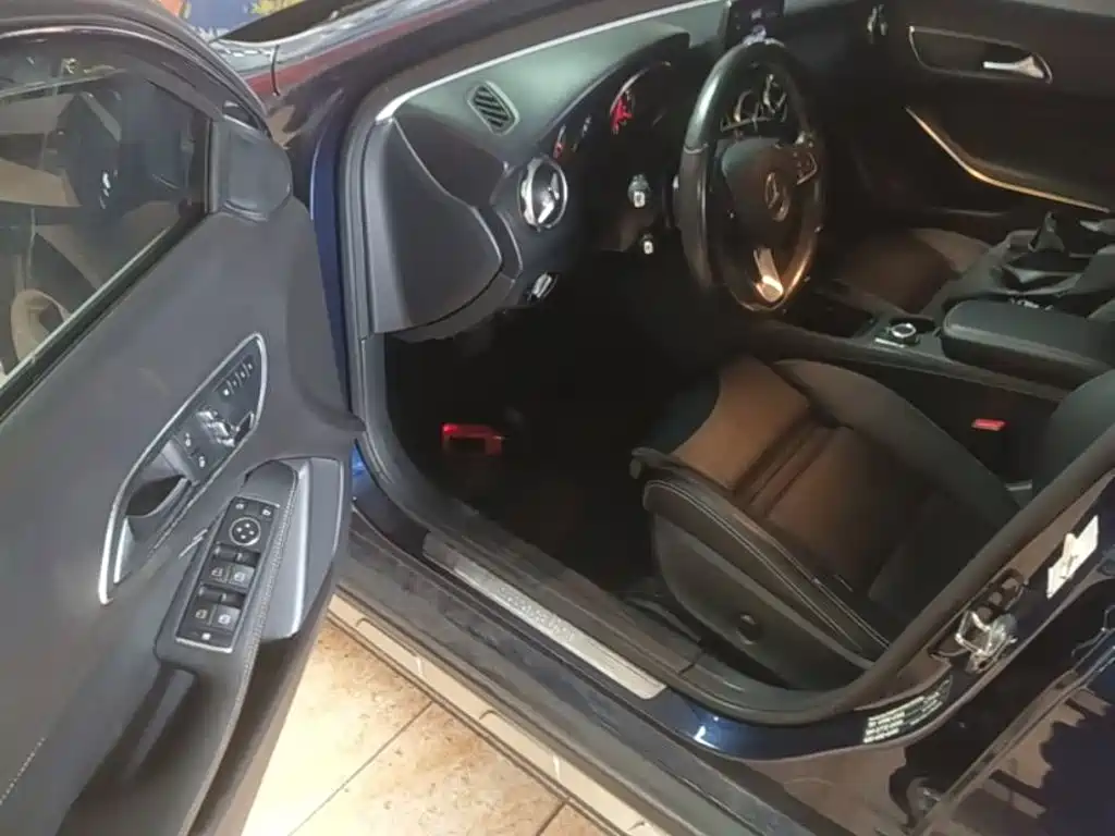 Mercedes-Benz GLA — миниатюра 16