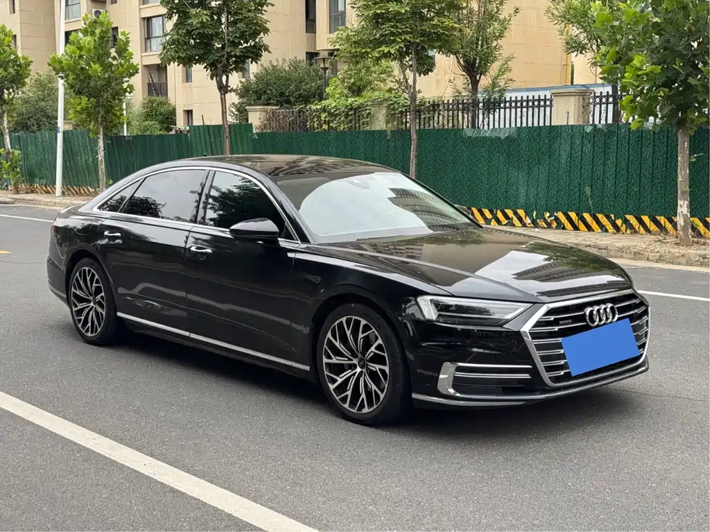 Audi A8 — миниатюра 3