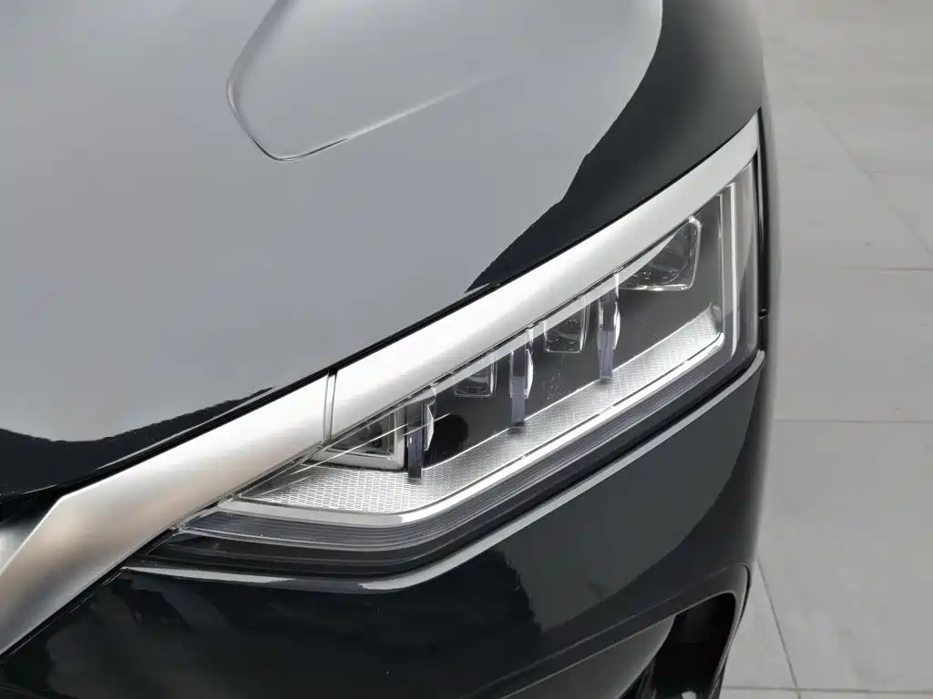 BYD Han — миниатюра 7
