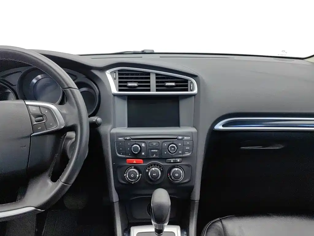 Citroen C4L — миниатюра 12