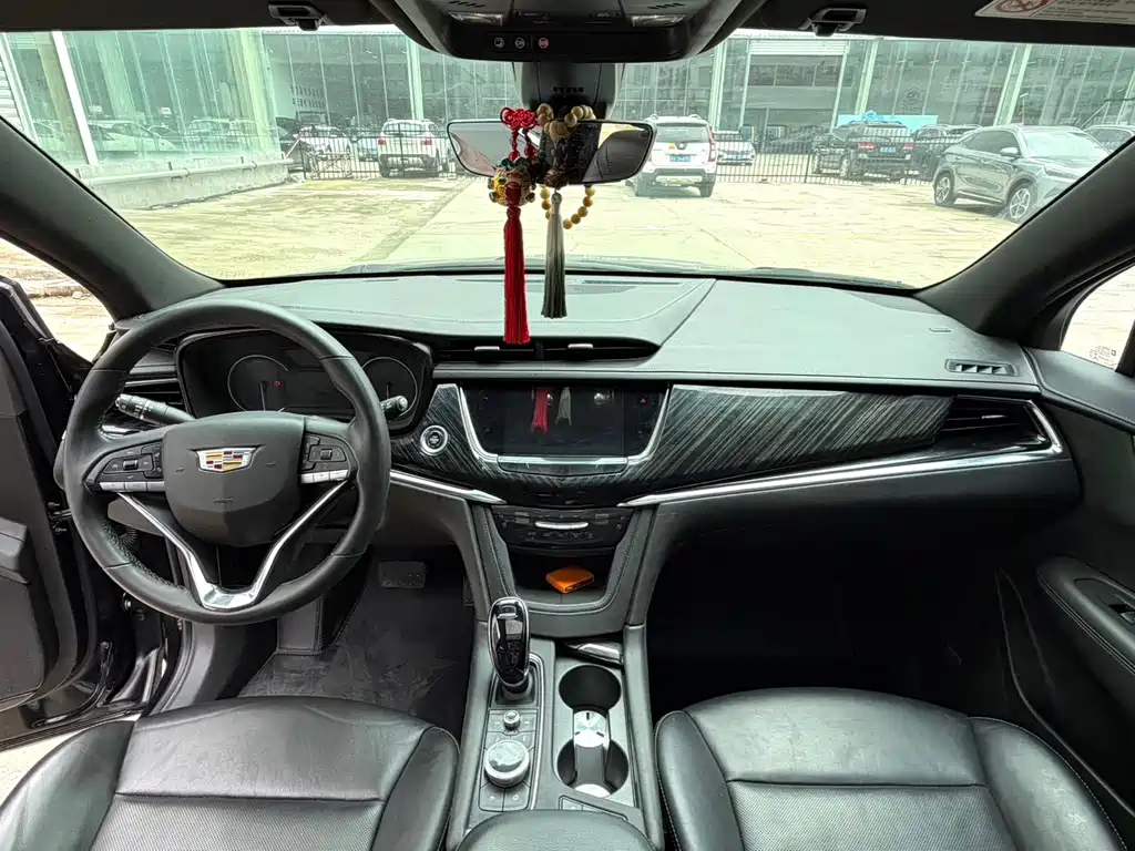 Cadillac XT6 — миниатюра 6
