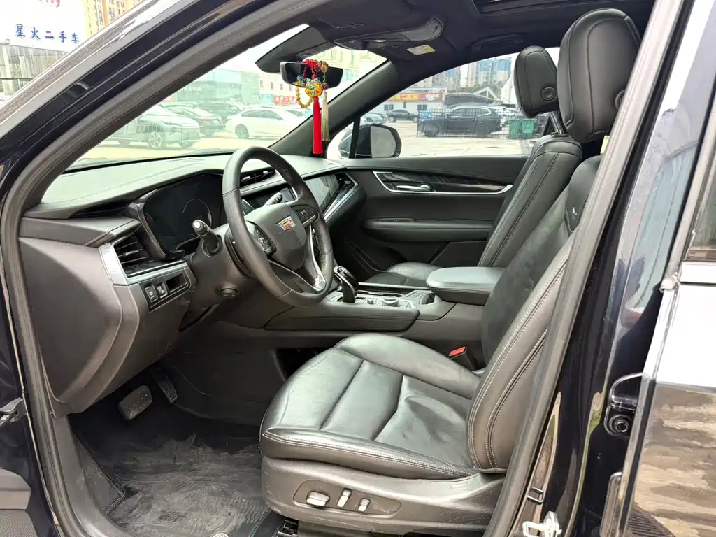 Cadillac XT6 — миниатюра 10