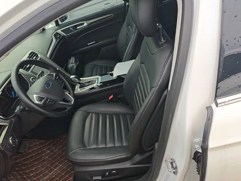 Ford Mondeo — миниатюра 15