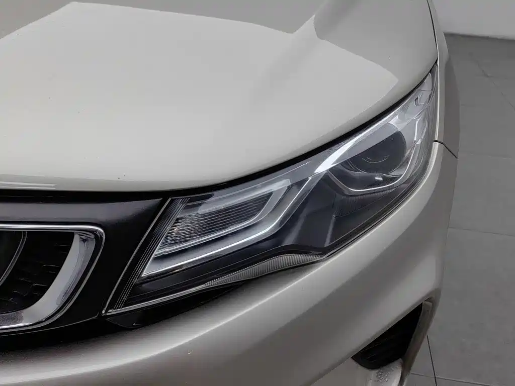 Geely Emgrand GL — миниатюра 7