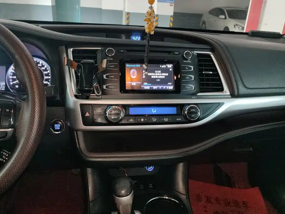 Toyota Highlander — миниатюра 13