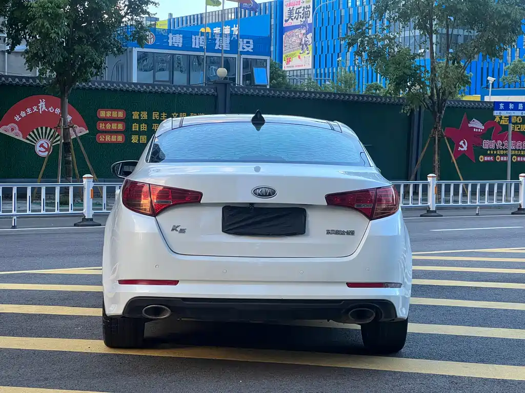 Kia K5 — миниатюра 5
