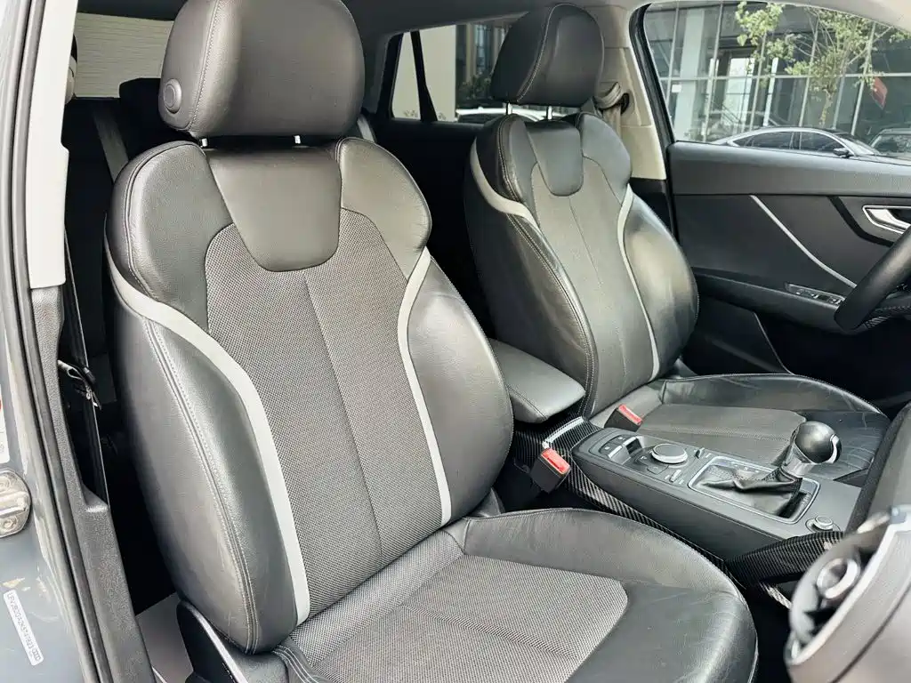 Audi Q2L 2018 35 TFSI Fashion VI