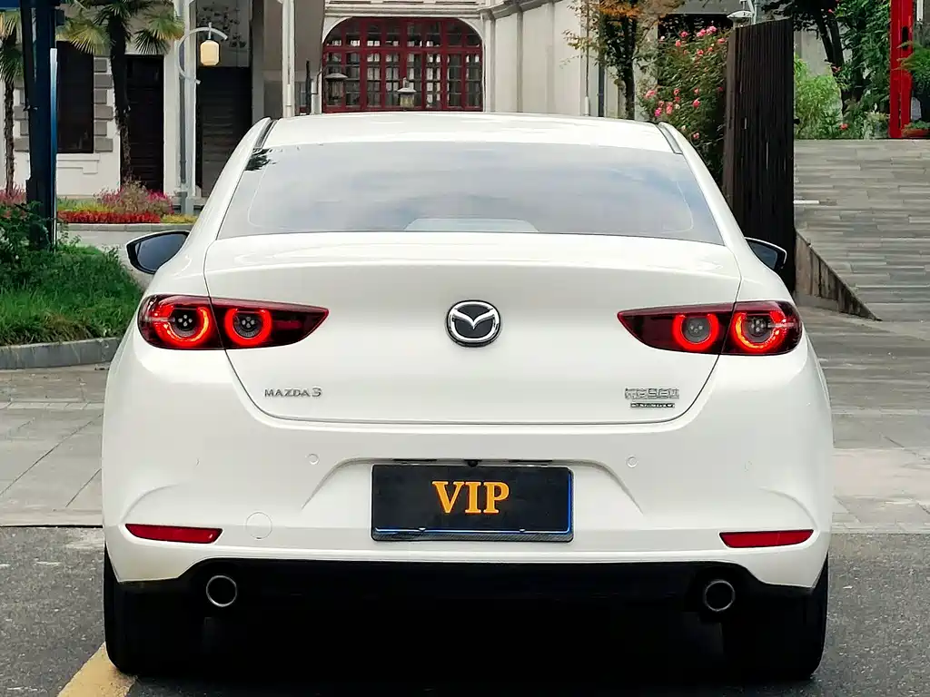 Mazda 3 Axela — миниатюра 5