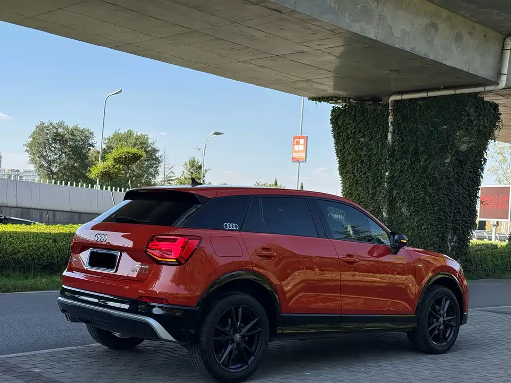 Audi Q2L — миниатюра 4