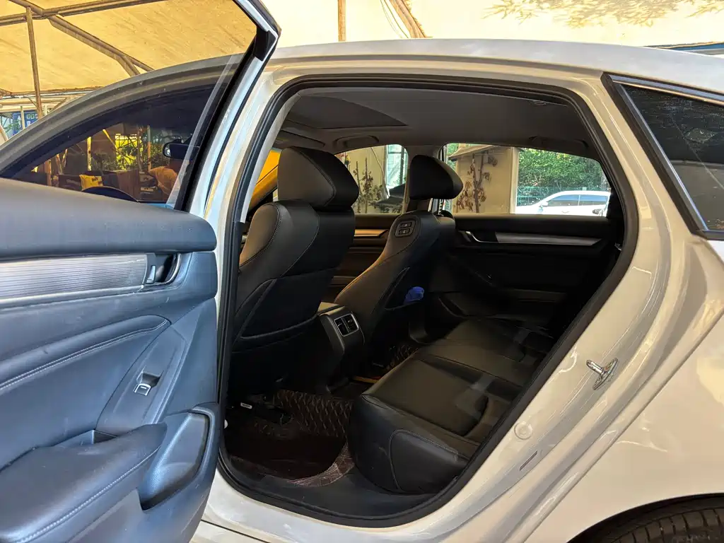 Honda Accord — миниатюра 5