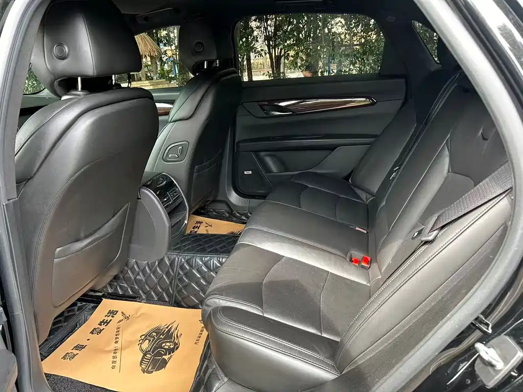 Cadillac CT6 — миниатюра 6