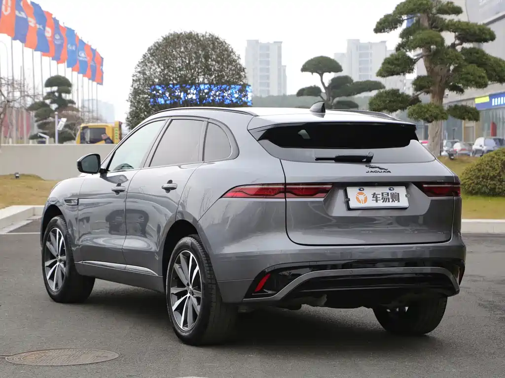 JAGUAR F PACE