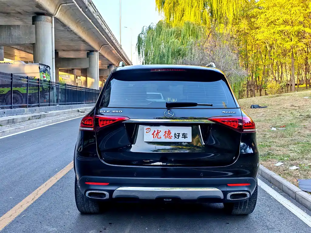 MERCEDES-BENZ GLE