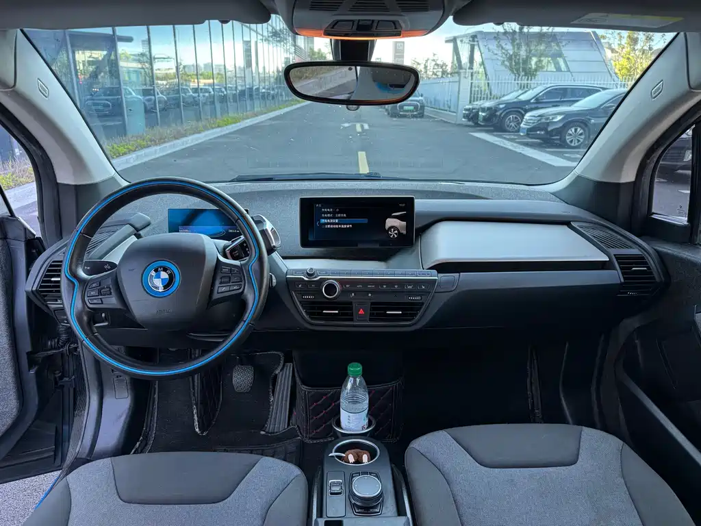 BMW i3 (Import) — миниатюра 13