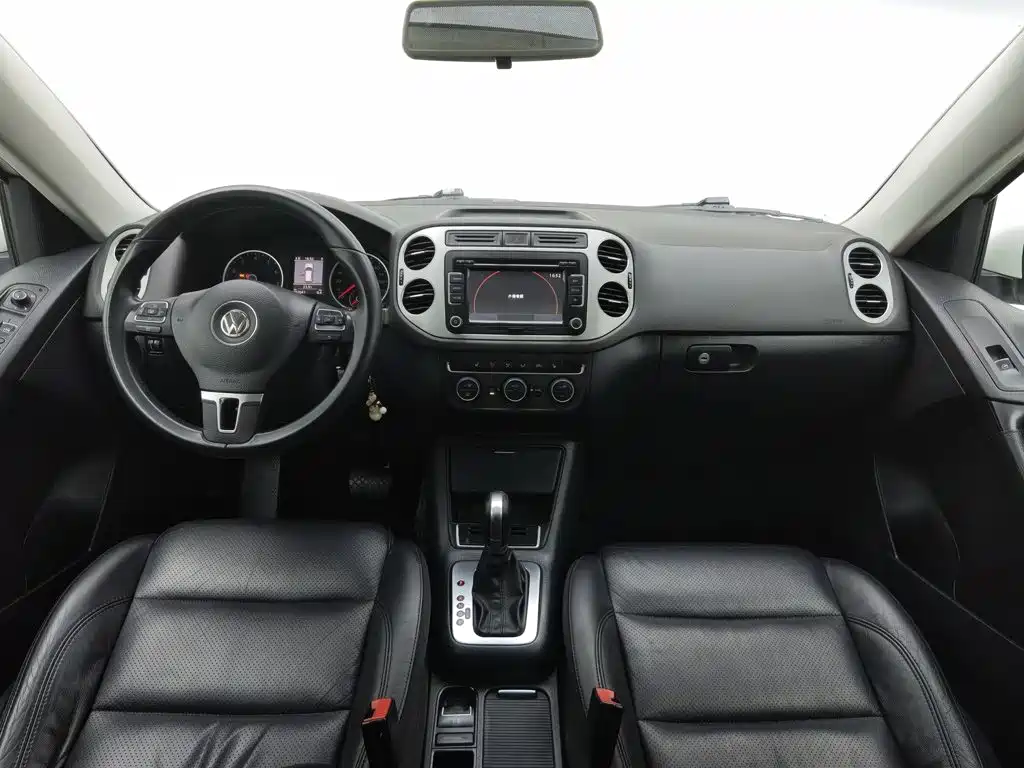 Volkswagen Tiguan — миниатюра 5