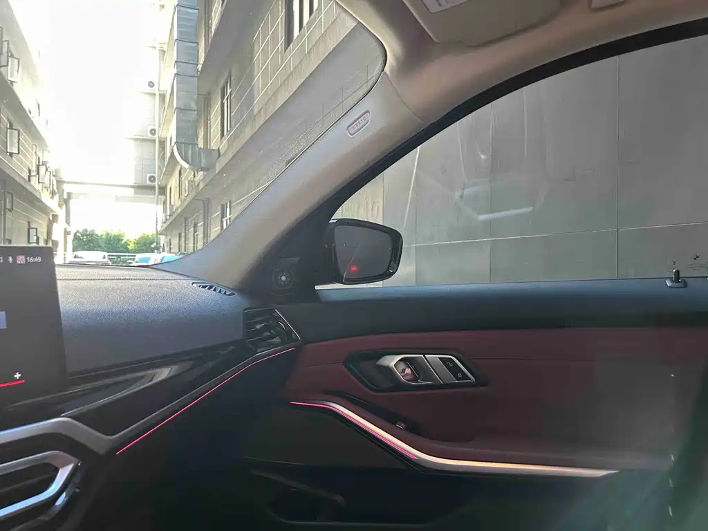 BMW 3 Series — миниатюра 15