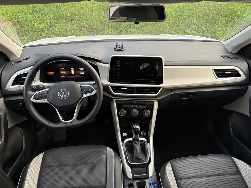 Volkswagen T-Roc — миниатюра 4