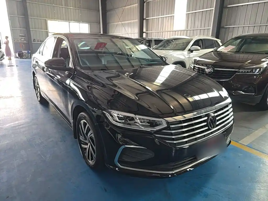 Volkswagen Lavida — миниатюра 4