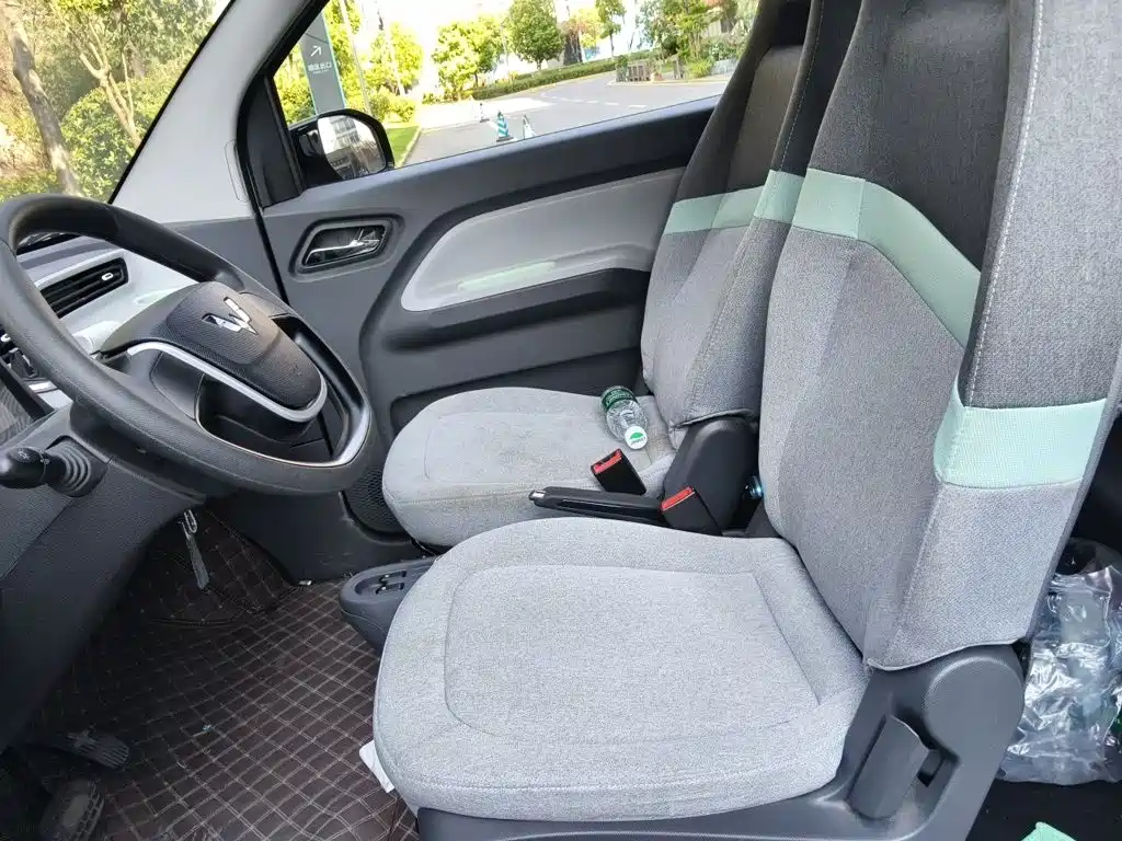Wuling MINIEV — миниатюра 16
