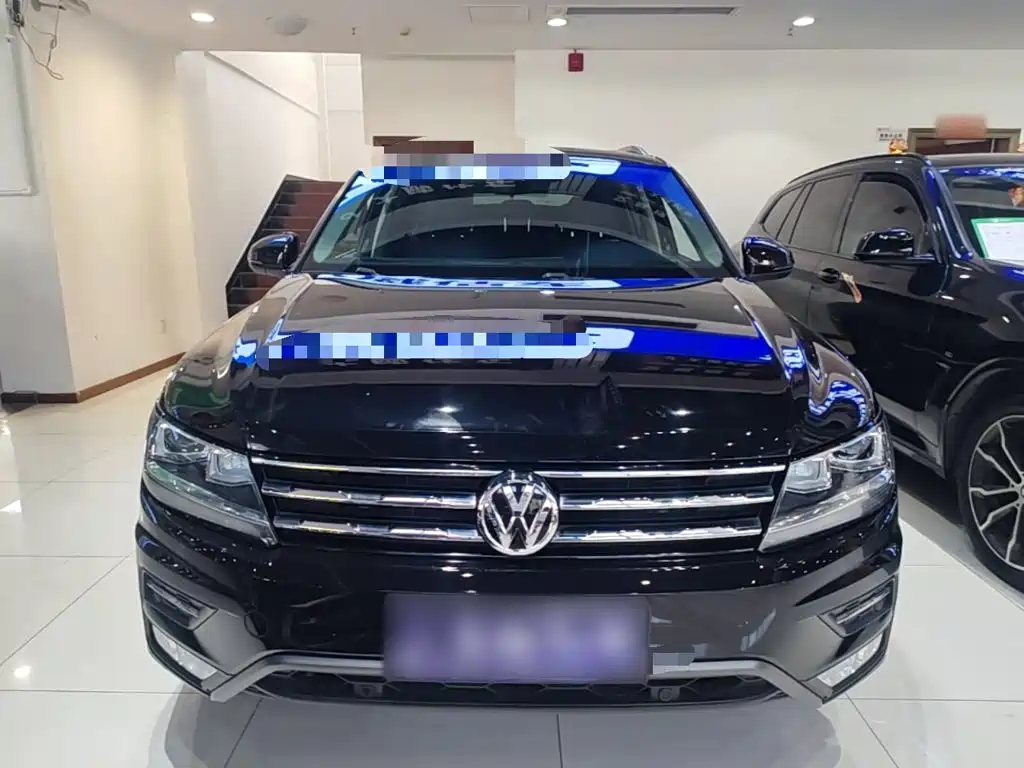 Volkswagen Tiguan L — миниатюра 3