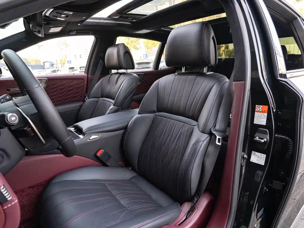 Lexus LS — миниатюра 11