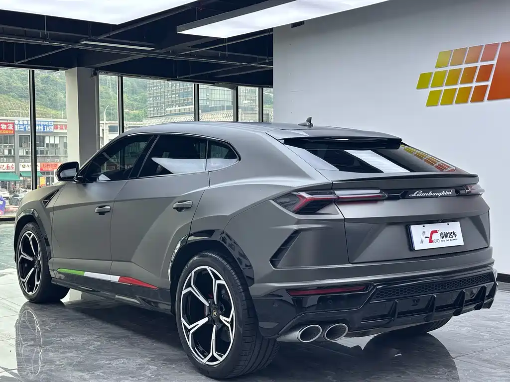 Lamborghini Urus — миниатюра 5