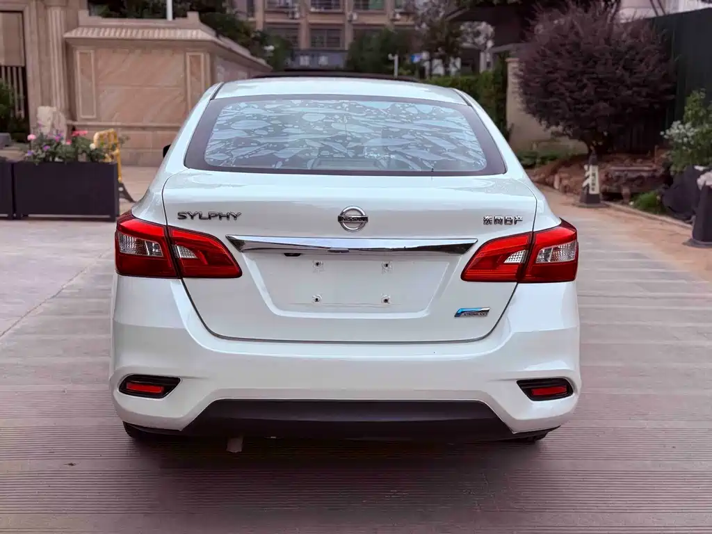 Nissan Sylphy — миниатюра 7