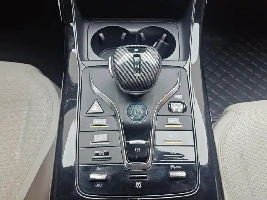 BYD Qin PLUS — миниатюра 16