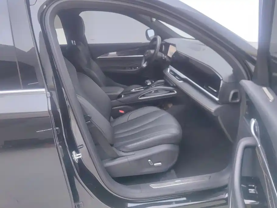 Geely Xingyue L — миниатюра 8