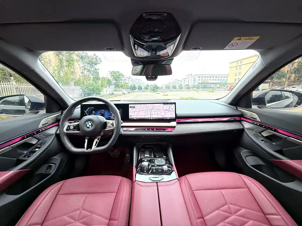 BMW 5 Series — миниатюра 6