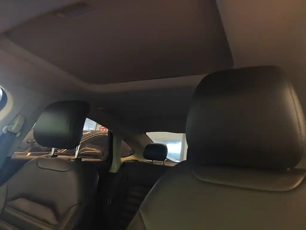 Ford Mondeo — миниатюра 18