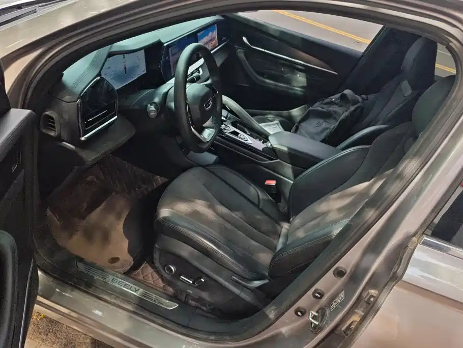 Geely Xingyue L — миниатюра 9