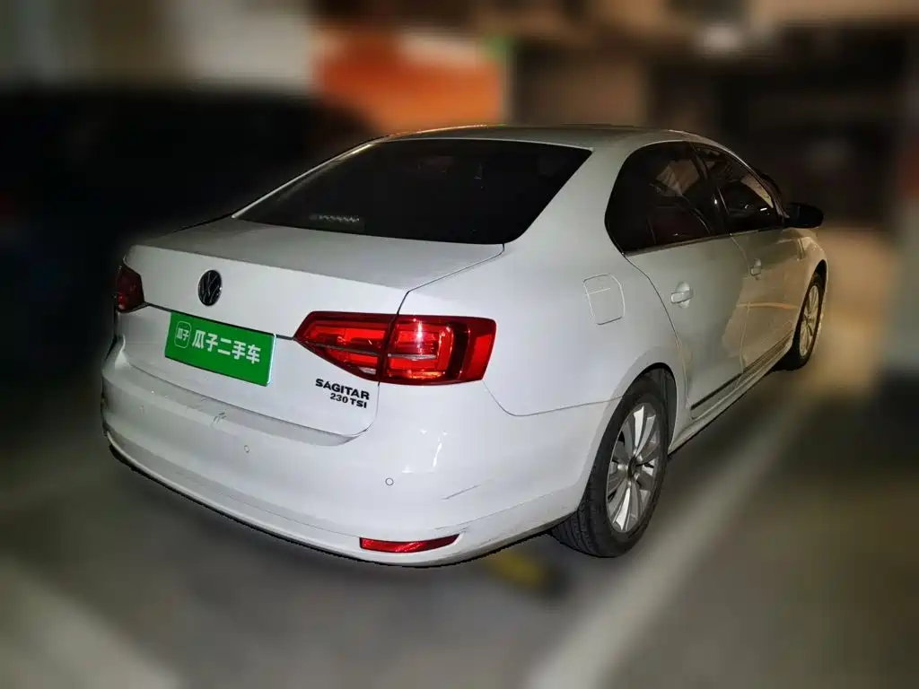 Volkswagen Sagitar — миниатюра 4