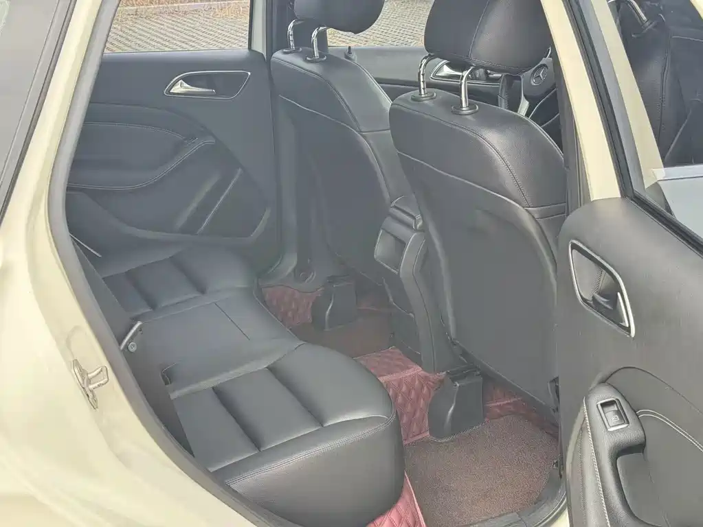 Mercedes-Benz B-Class — миниатюра 16