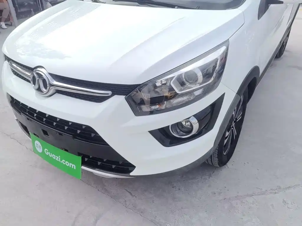 BAIC Senova X25 — миниатюра 24