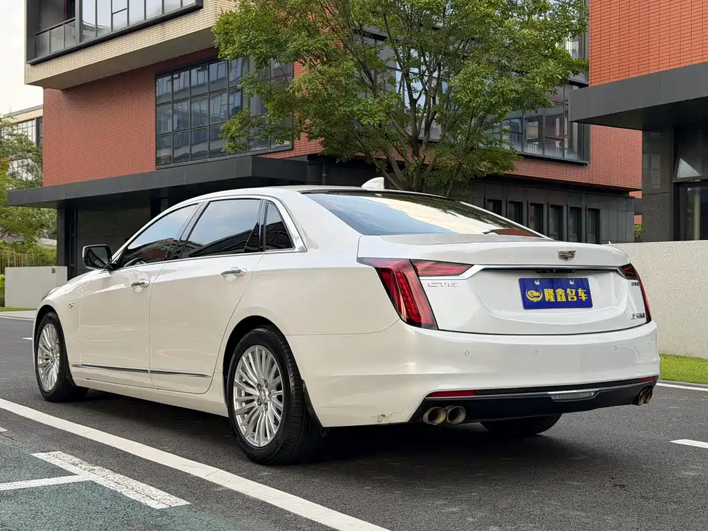 Cadillac CT6 — миниатюра 5
