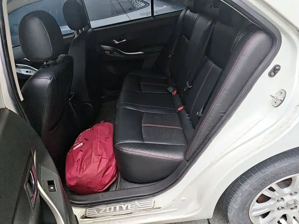 Zotye Zotye Z300 — миниатюра 18