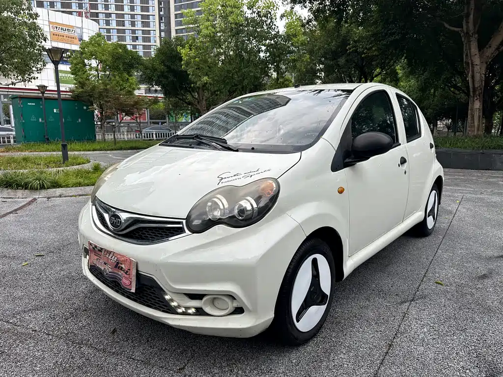 2016 BYD F0 - zdjęcie 1 z 19