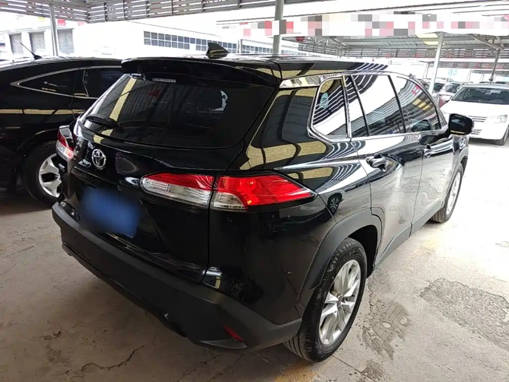 Toyota Corolla Cross — миниатюра 7
