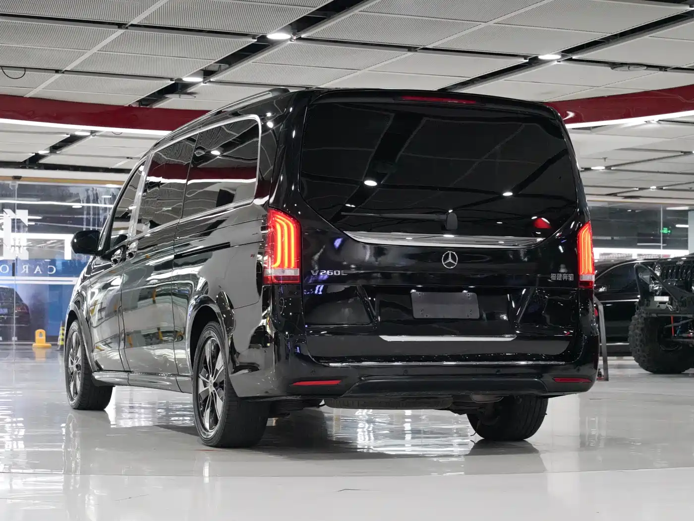 Mercedes-Benz V-Class