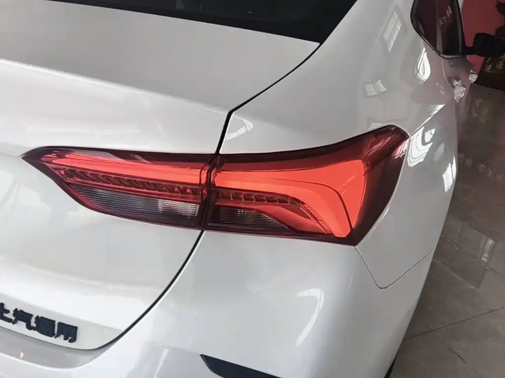 Buick Verano — миниатюра 8
