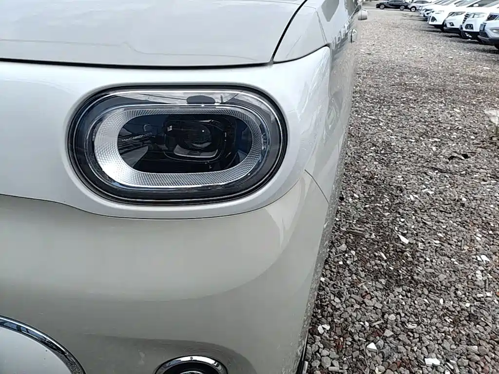 Wuling MINIEV — миниатюра 24