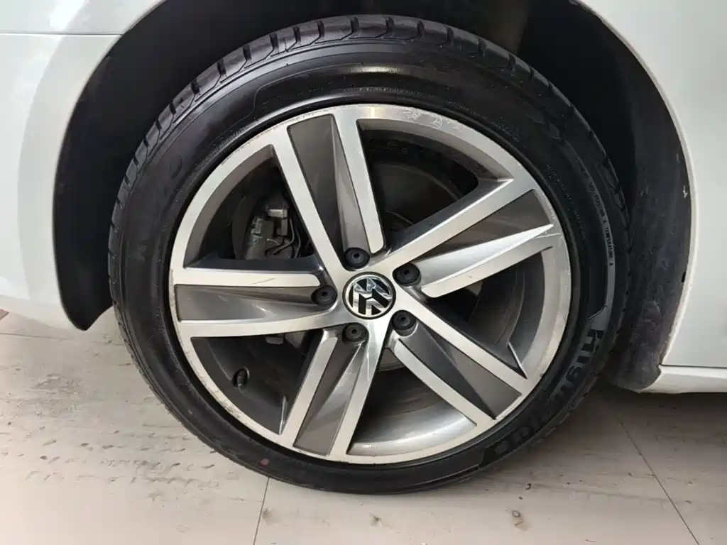 Volkswagen CC — миниатюра 23